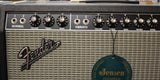 Fender '65 Deluxe Reverb 22 Watt Tube Guitar Amplifier w/Cover & Footswitch