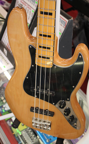 Squier Classic Vibe 70's Jazz Bass Electric Bass Guitar Natural