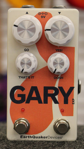 EarthQuaker Devices Gary IDLES Modulated Fuzz and Natural Overdrive Guitar Effects Pedal Cream Orange