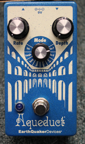 EarthQuaker Devices Aqueduct Vibrato Effects Pedal