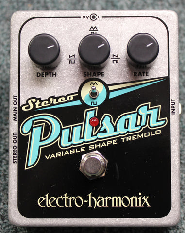 Electro-Harmonix XO Stereo Pulsar Tremolo Guitar Effects Pedal w/Box