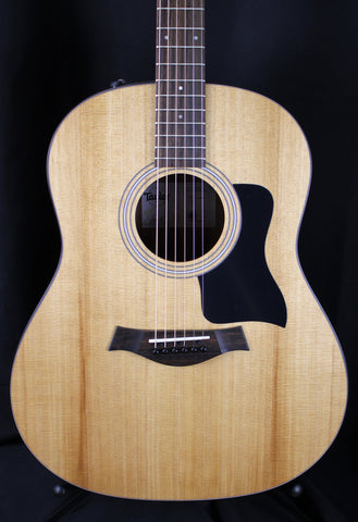 Taylor 117e Acoustic-Electric Guitar Natural w/Soft Case