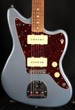 2021 Fender Vintera '60s Jazzmaster Pau Ferro Fingerboard Electric Guitar Ice Blue Metallic w/Fender Gigbag