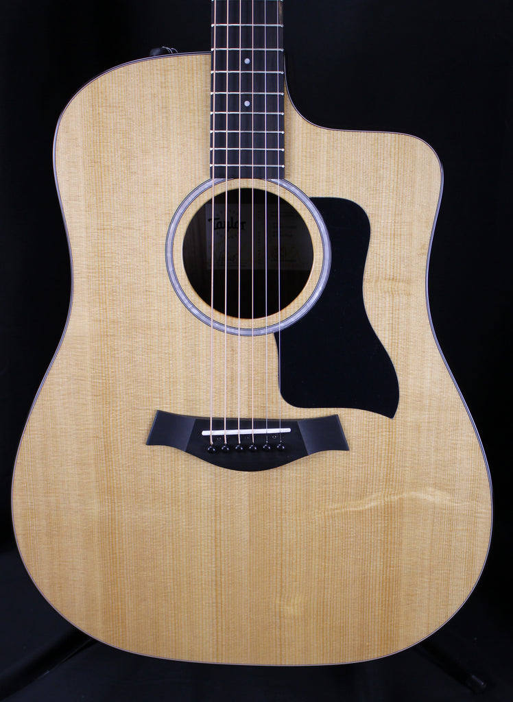 Taylor 210ce PLUS Dreadnought Acoustic-Electric Guitar Natural w/AeroCase