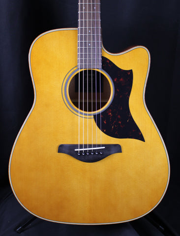 Yamaha A-Series A1M Cutaway Dreadnought Acoustic-Electric Guitar Vintage Natural