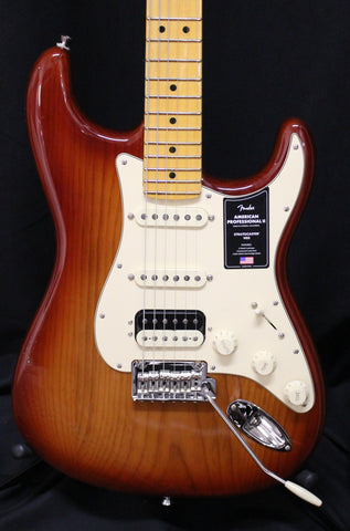 Fender American Professional II Stratocaster Roasted Pine Electric Guitar Sienna Sunburst w/Case