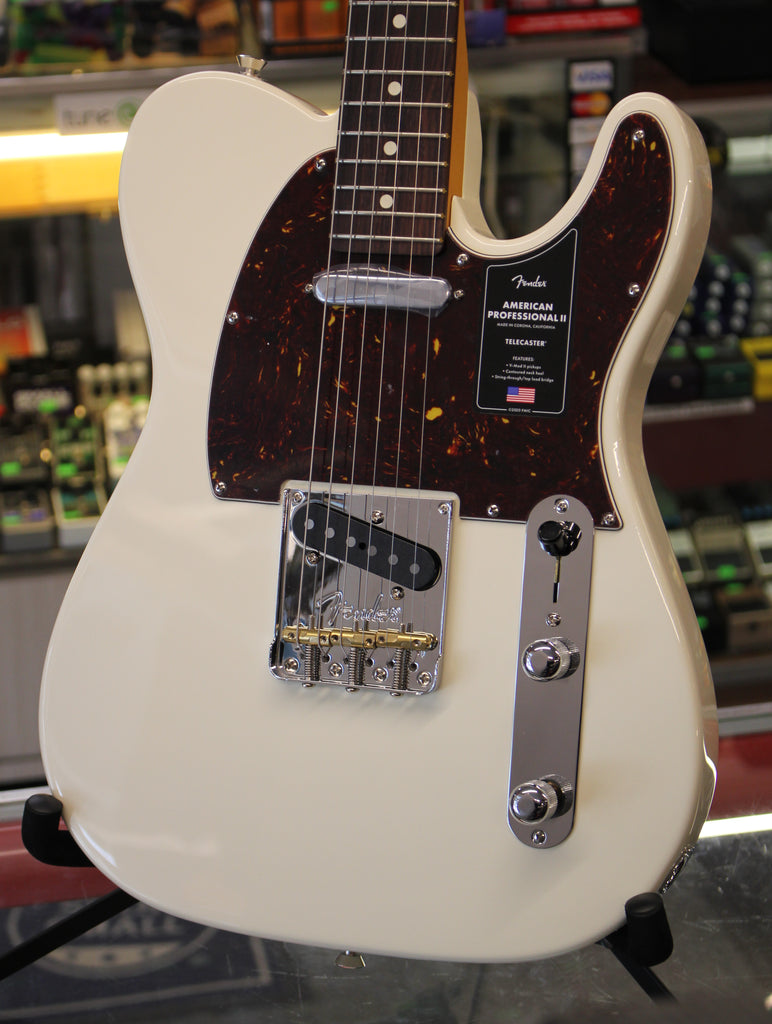 Fender American Professional II Telecaster Electric Guitar Olympic White w/Case