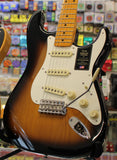 Fender American Vintage II 1957 Stratocaster Electric Guitar 2 Color Sunburst w/Case