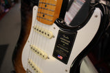 Fender American Vintage II 1957 Stratocaster Electric Guitar 2 Color Sunburst w/Case