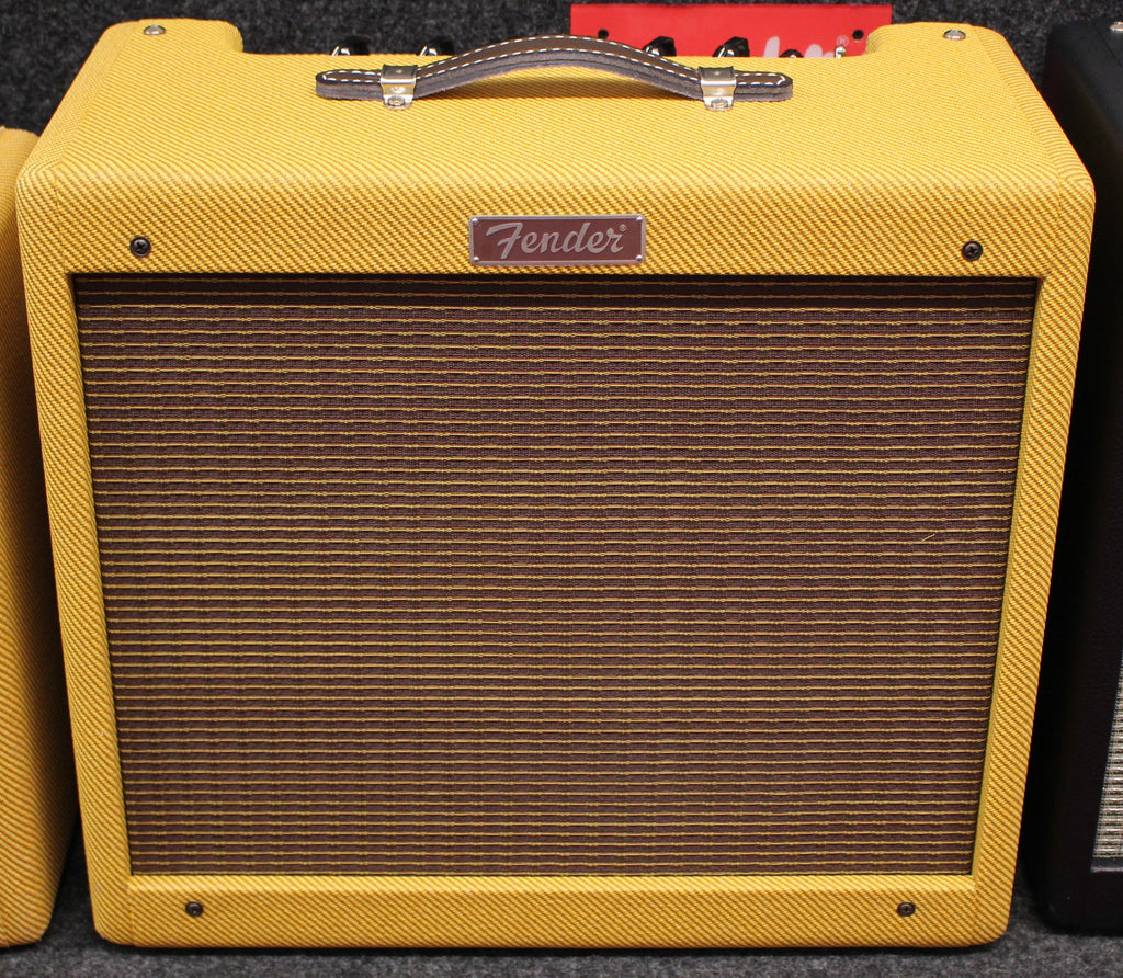 Fender Blues Junior Lacquered Tweed 15 Watt 1x12 Tube Guitar Combo Amp