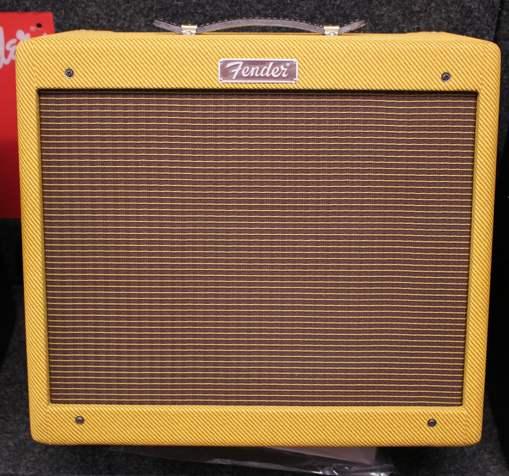 2025 Fender Blues Junior Lacquered Tweed 15 Watt 1x12 Tube Guitar Combo Amp w/Footswitch