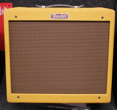 2025 Fender Blues Junior Lacquered Tweed 15 Watt 1x12 Tube Guitar Combo Amp w/Footswitch