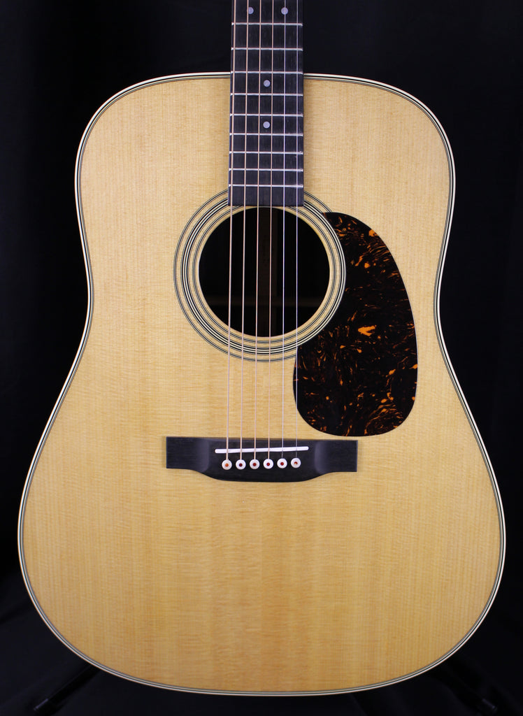 2025 Martin USA Standard D-28 Spruce Rosewood Dreadnought Acoustic Guitar Natural w/Case