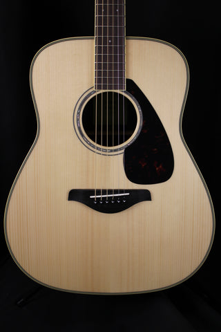 Yamaha FG830 Dreadnought Acoustic Guitar Natural