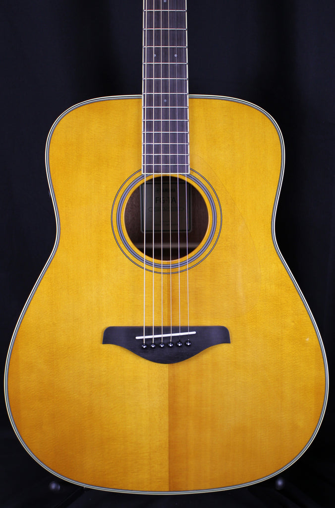 Yamaha FG-TA-VT TransAcoustic Dreadnought Acoustic-Electric Onboard Effects Guitar Natural