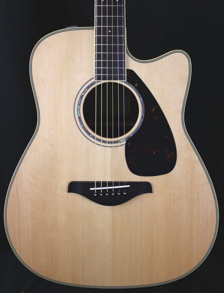 Yamaha FGX830C Folk Acoustic-Electric Guitar Natural