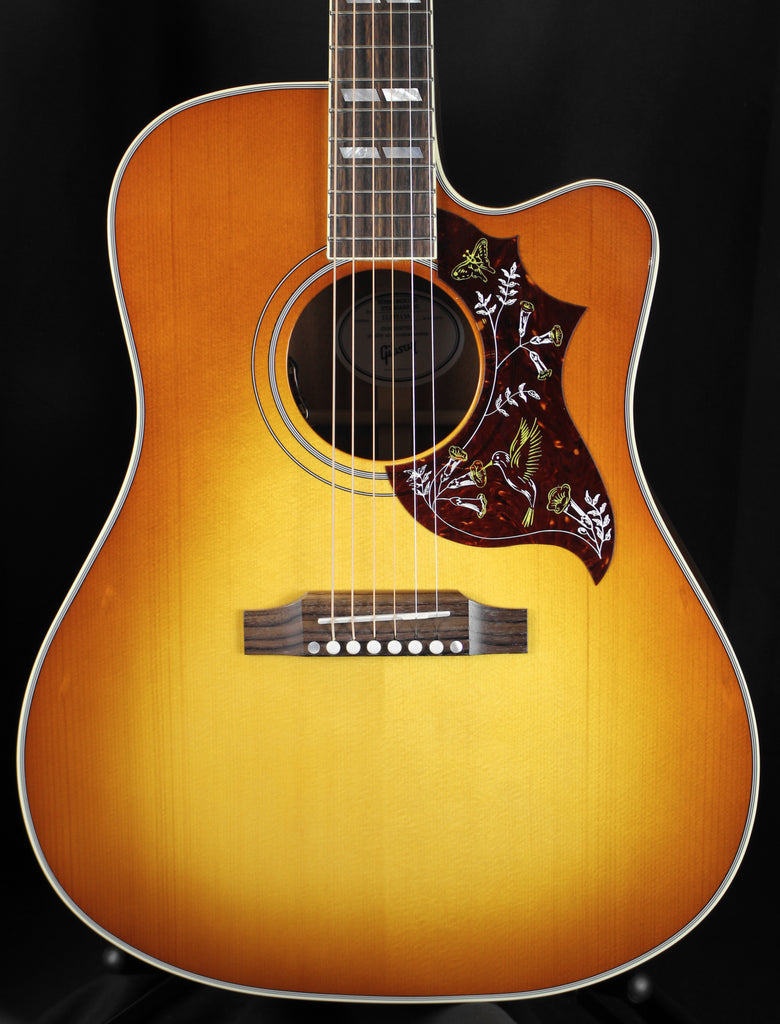 Gibson Hummingbird Standard EC Cutaway Acoustic Electric Heritage Cherry Sunburst w/Case