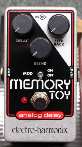 Electro Harmonix Memory Toy Analog Delay w/Modulation Guitar Effects Pedal