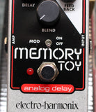 Electro Harmonix Memory Toy Analog Delay w/Modulation Guitar Effects Pedal
