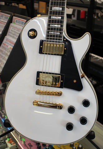 Epiphone Inspired by Gibson Custom Les Paul Custom Electric Guitar Alpine White w/Case