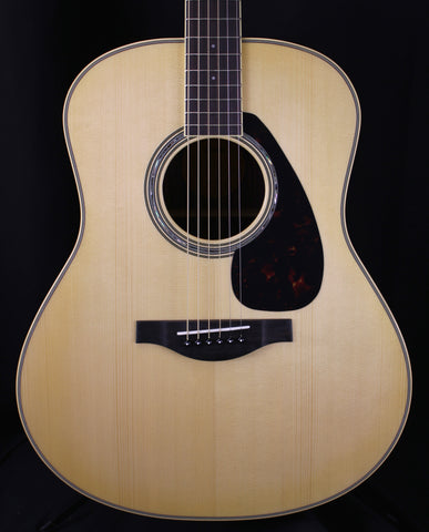 Yamaha LL6 ARE Dreadnought Acoustic-Electric Guitar Natural
