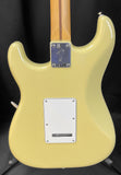 Fender Player II Stratocaster Maple Fingerboard Electric Guitar Hialeah Yellow