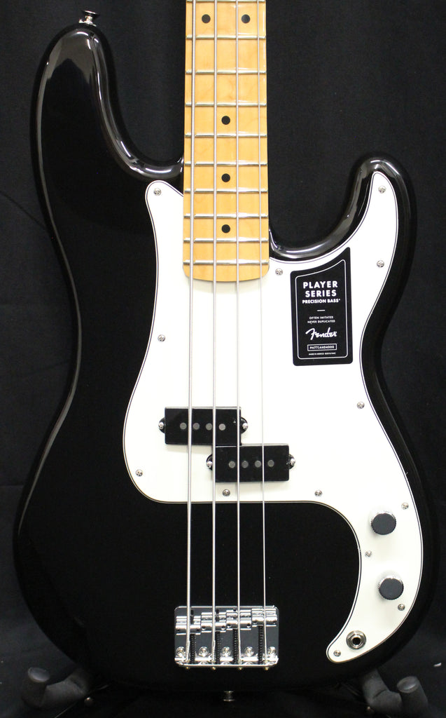 Fender Player Precision Bass Maple Fingerboard Black Electric Bass Guitar