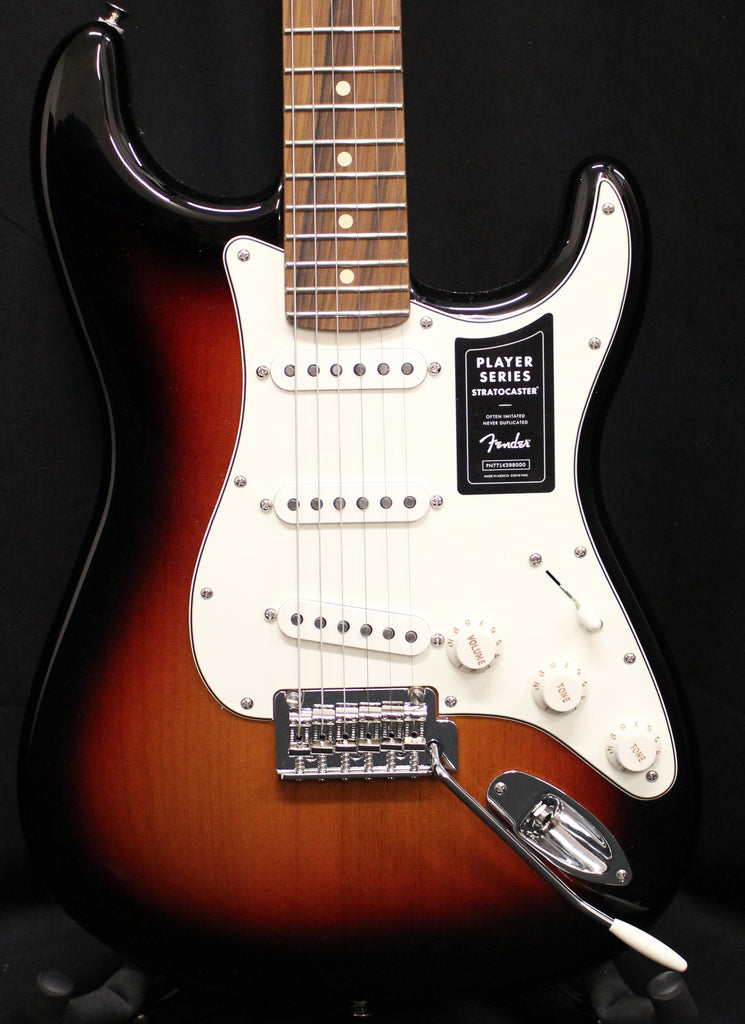 Fender Player Stratocaster Pau Ferro Fingerboard Electric Guitar Sunburst