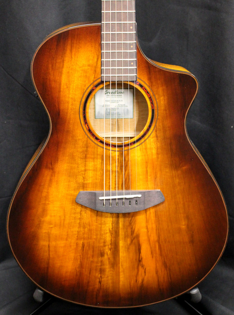 Breedlove Pursuit Exotic S CE Myrtlewood Concert Acoustic-Electric Guitar Tiger Eye