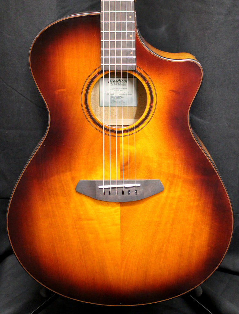 Breedlove Pursuit Exotic S CE Myrtlewood Concerto Acoustic-Electric Guitar Tiger Eye