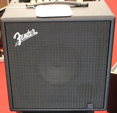 Fender Rumble LT25 1x8" Bass Guitar Amplifier