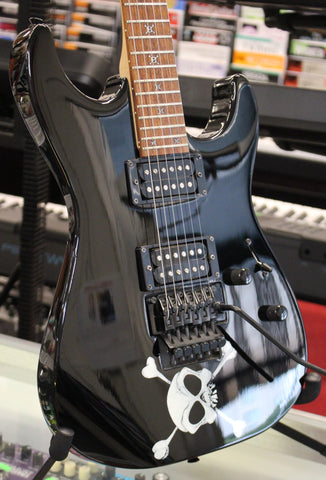 2003 Squier Showmaster HH Skull & Crossbones Electric Guitar Black Skull & Crossbones