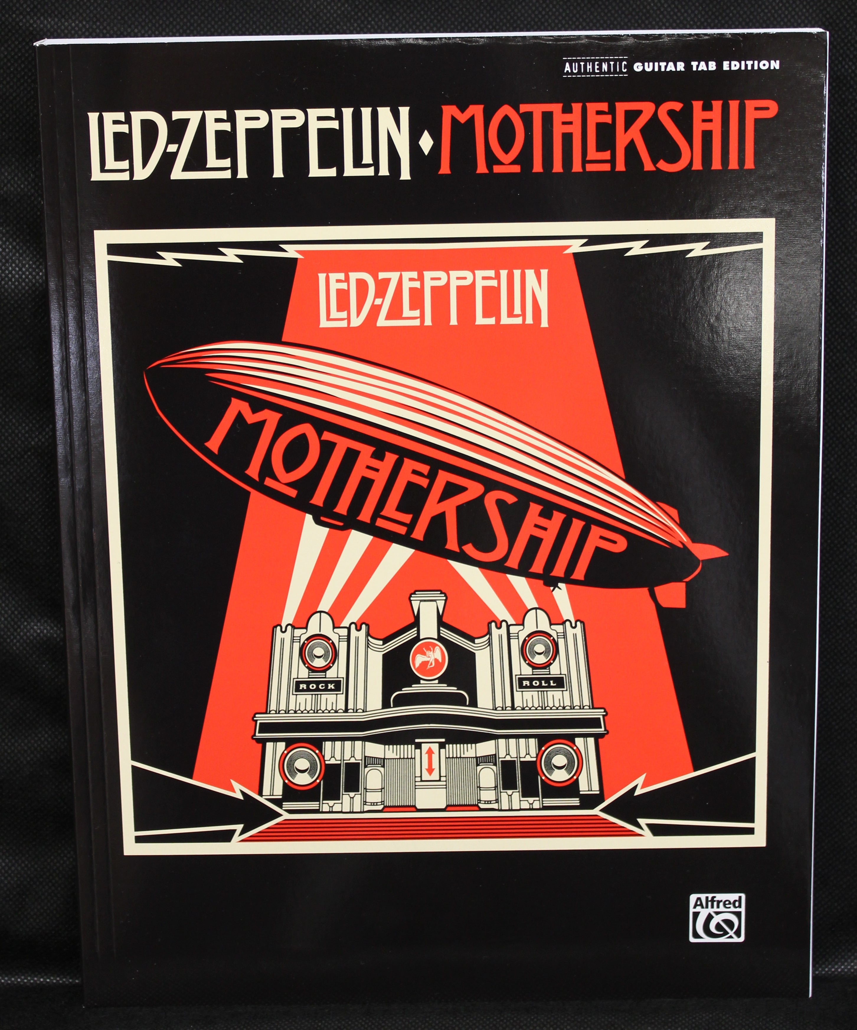 Led Zeppelin: Mothership Authentic Guitar TAB Book – Dr